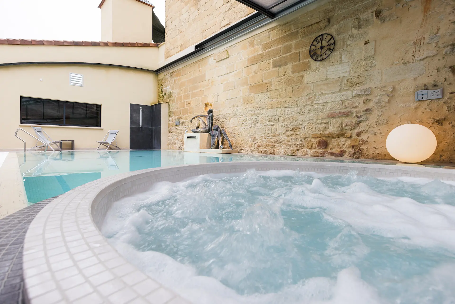 Hôtel Plaza Madeleine-piscine-sarlat-jacuzzi-2